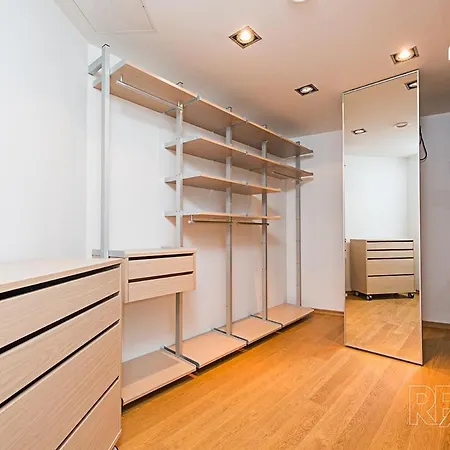 Διαμέρισμα Spacious Penthouse *